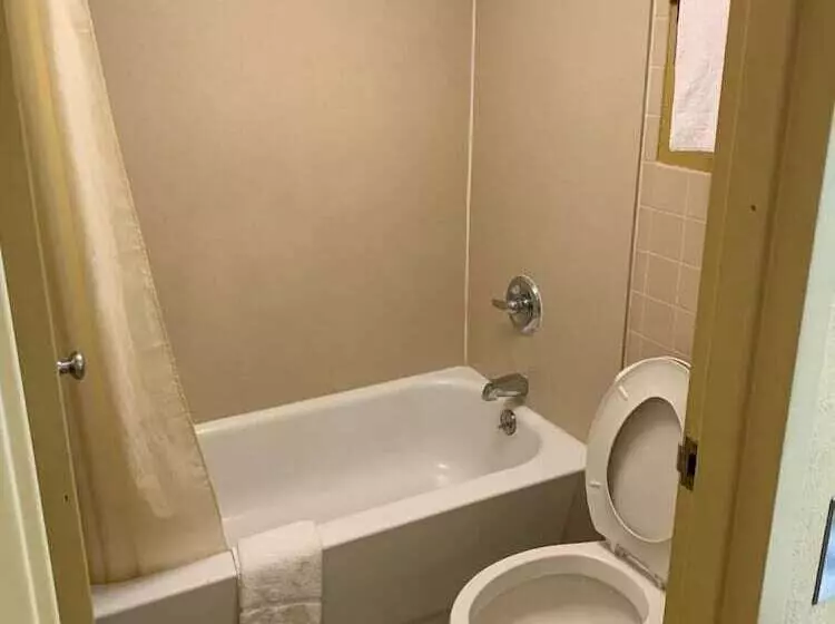 酒店 Amerivu Inn & Suites   Gilbertsville