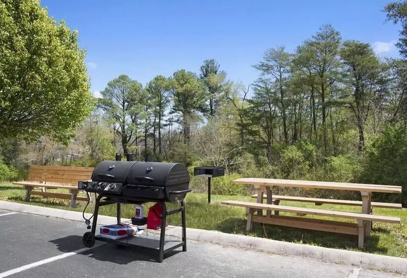 호텔 Baymont By Wyndham Crossville