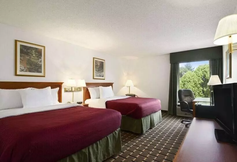 호텔 Baymont By Wyndham Crossville