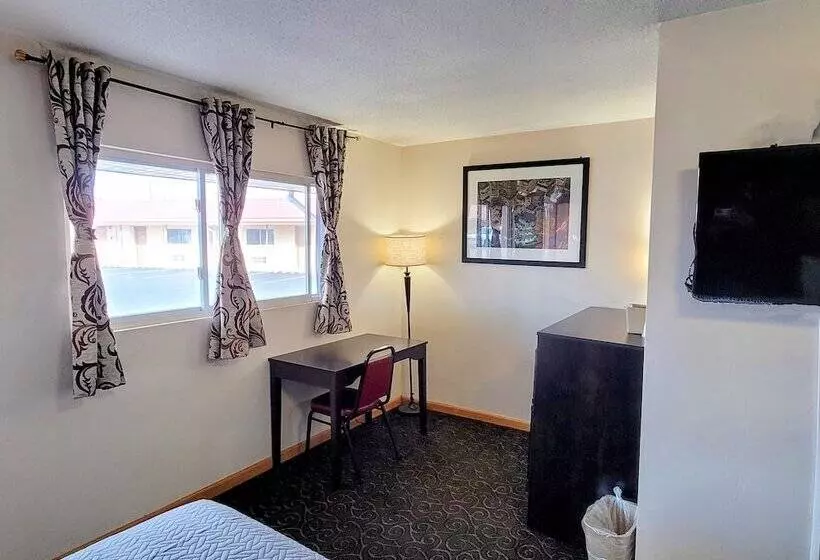 Hotelli Woodland Inn