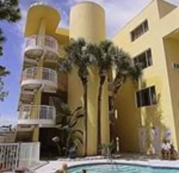 酒店 Chart House Suites And Marina