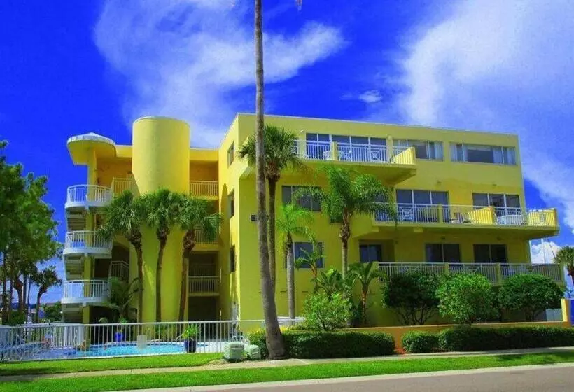 酒店 Chart House Suites And Marina