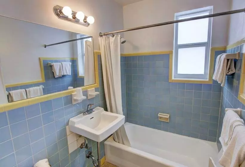 בית מלון כפרי Geneva