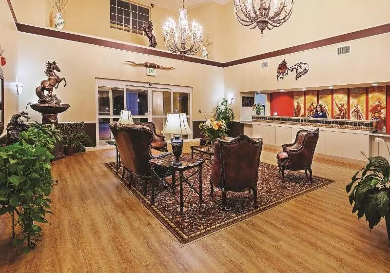 Отель La Quinta By Wyndham Weatherford