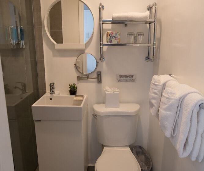 هتل Odyssey Of South Beach Apart