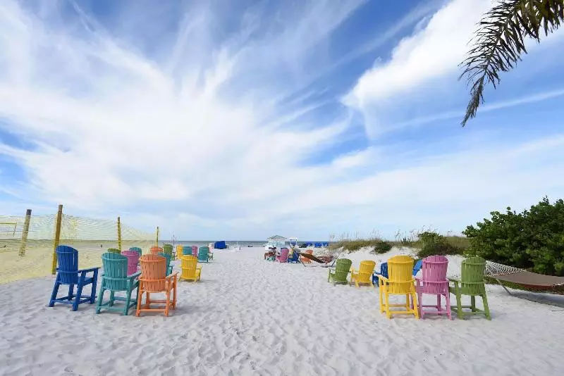 Plaza Beach Hotel Beachfront Resort