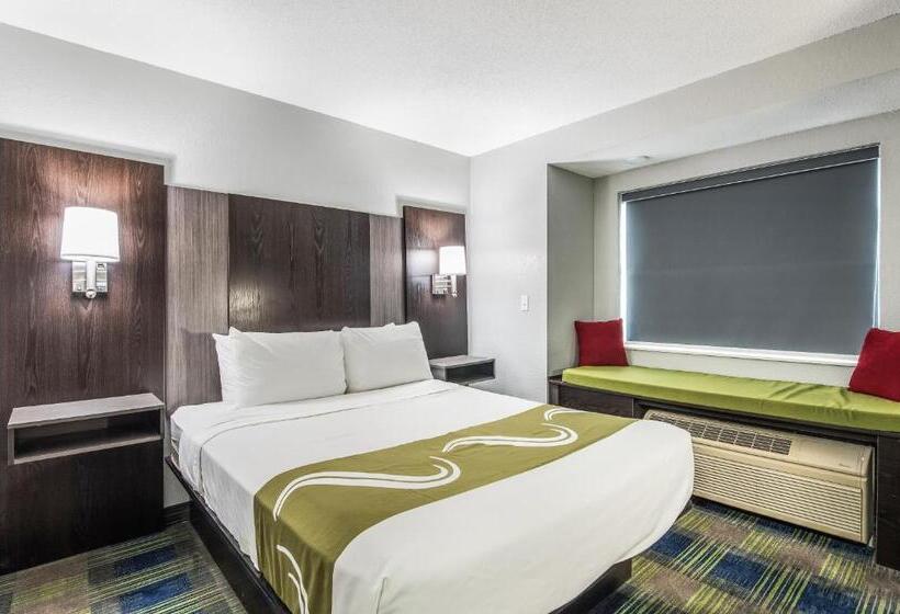 Отель Quality Inn Owatonna Near Medical Center