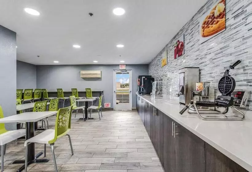 ホテル Quality Inn Owatonna Near Medical Center