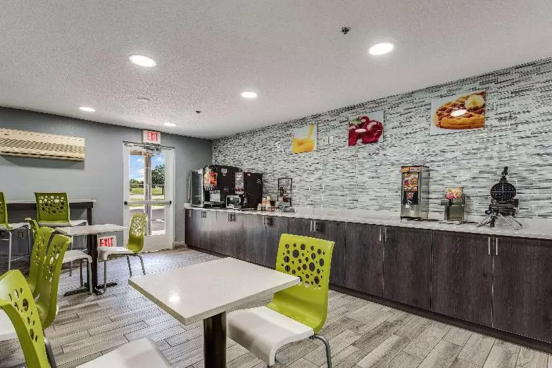 ホテル Quality Inn Owatonna Near Medical Center