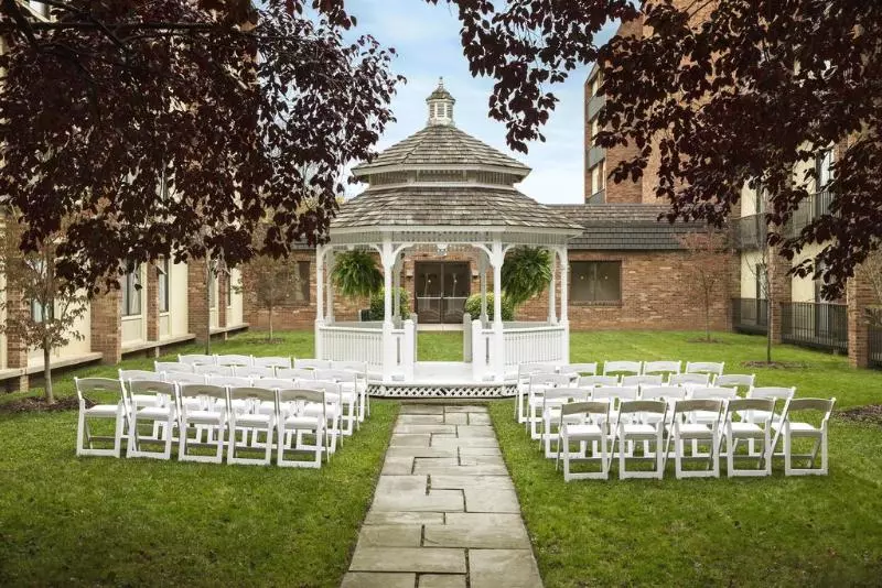 Отель Rit Inn & Conference Center