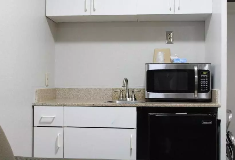 Hotel Savannah Inn Savannah I95 North