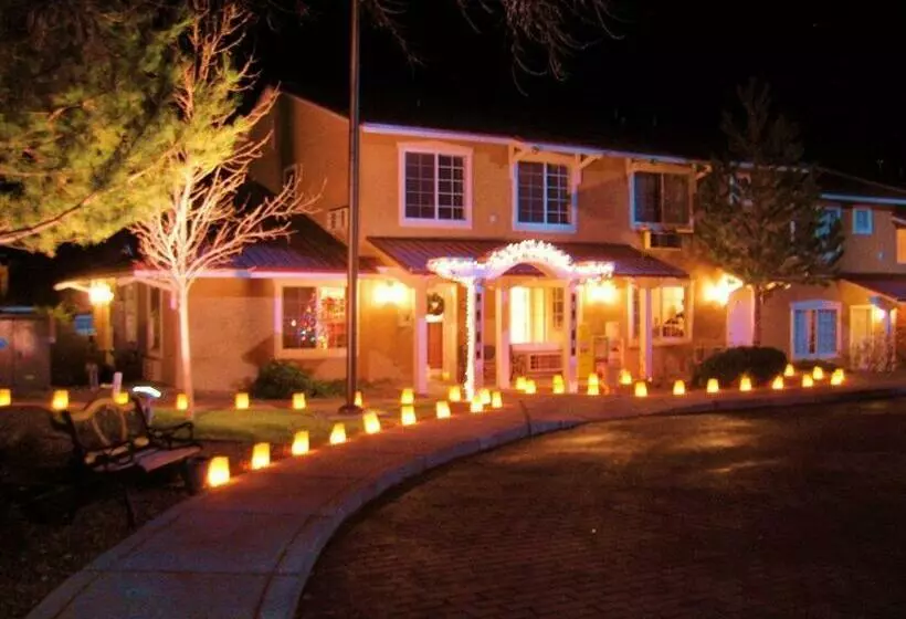 هتل The Santa Fe Suites