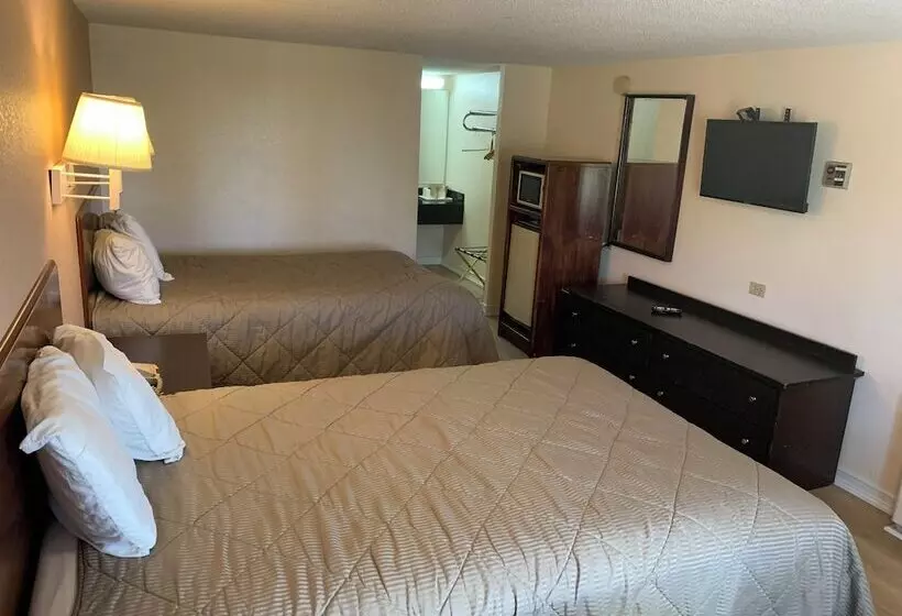 ホテル Tollway Inn Beloit