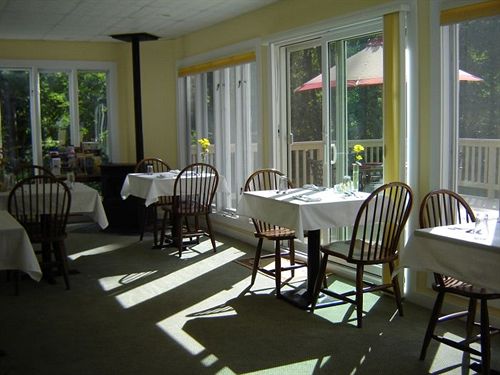 فندق White Horse Inn