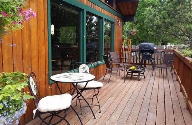 Jewel Lake Bed And Breakfast