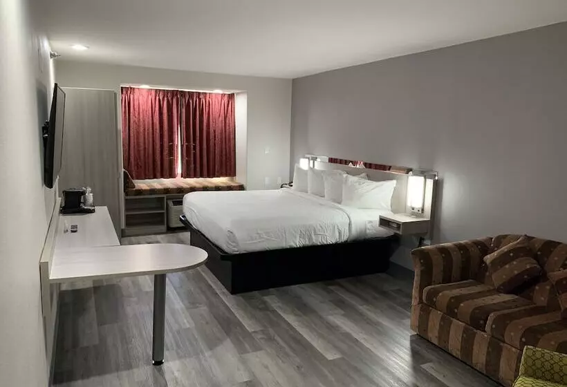 Microtel Inn And Suites Clarksville