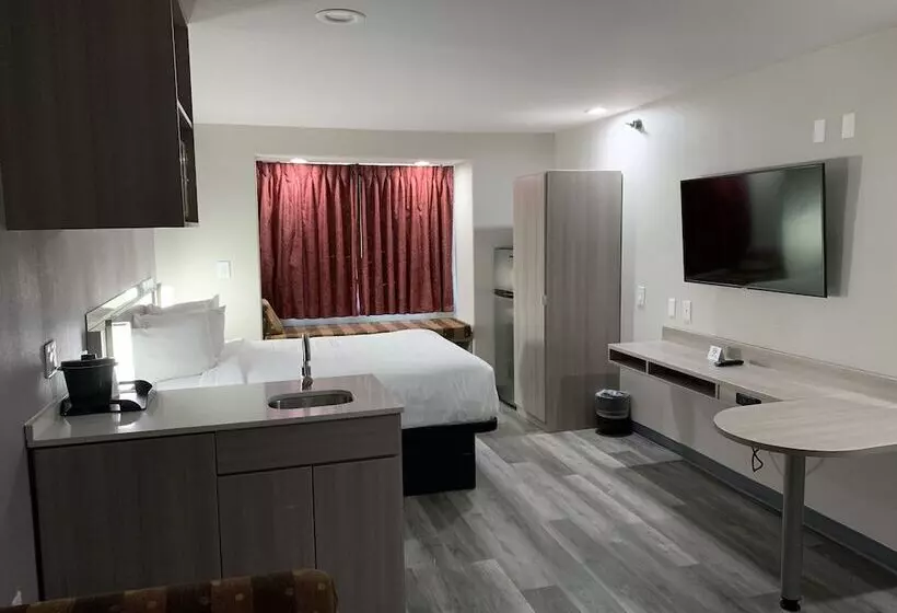 Microtel Inn And Suites Clarksville