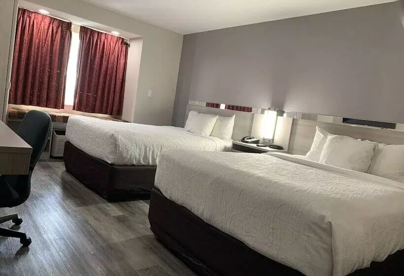 Microtel Inn And Suites Clarksville