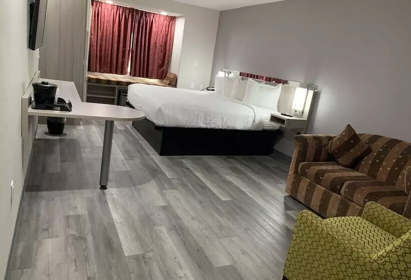 Microtel Inn And Suites Clarksville