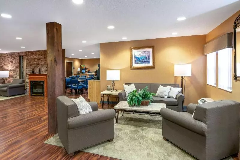 Microtel Inn & Suites