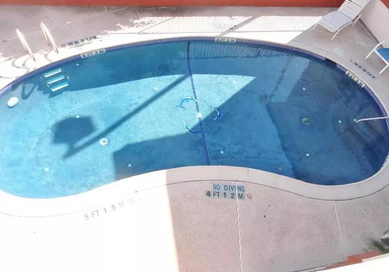 모텔 Americas Best Value Inn Brownsville