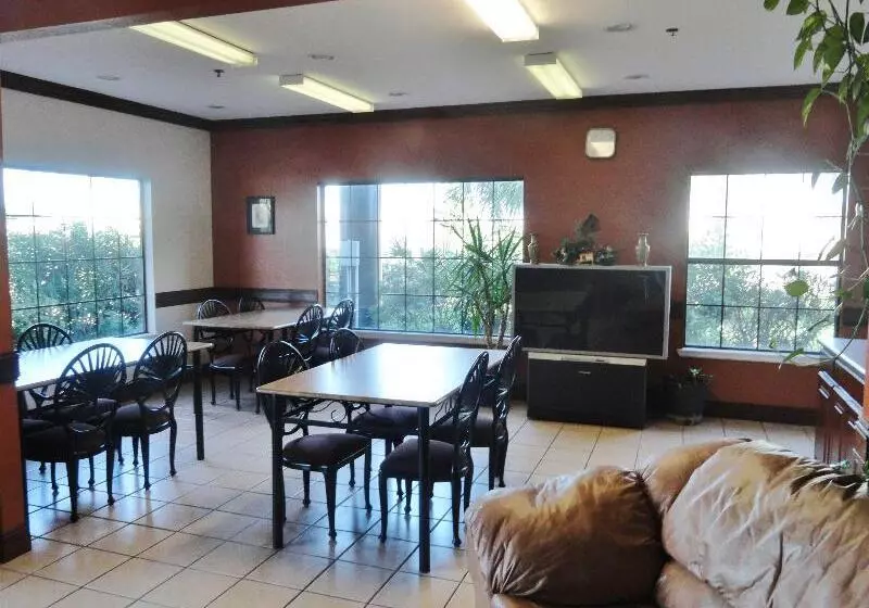 모텔 Americas Best Value Inn Brownsville