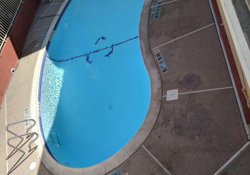 مُتل Americas Best Value Inn Brownsville