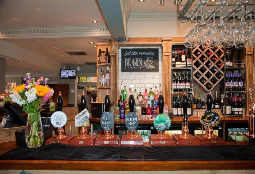 הוסטל The Royal