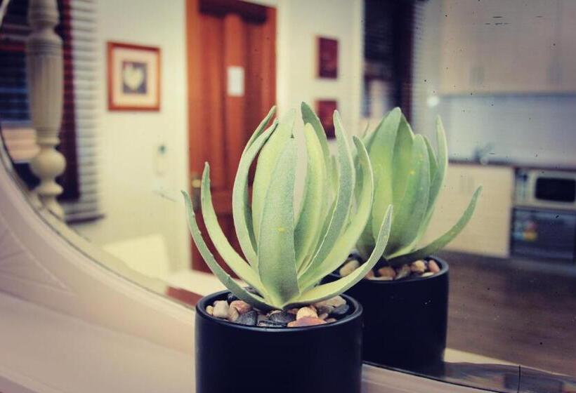 Cocknbull Boutique Hotel Echuca