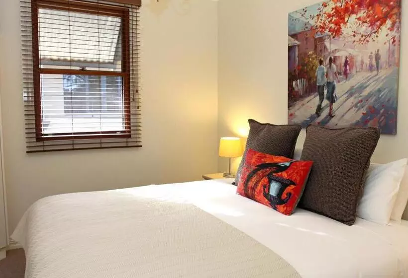 Cocknbull Boutique Hotel Echuca