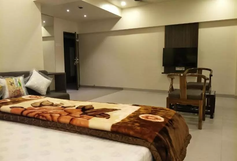 Hotelli K D Residency