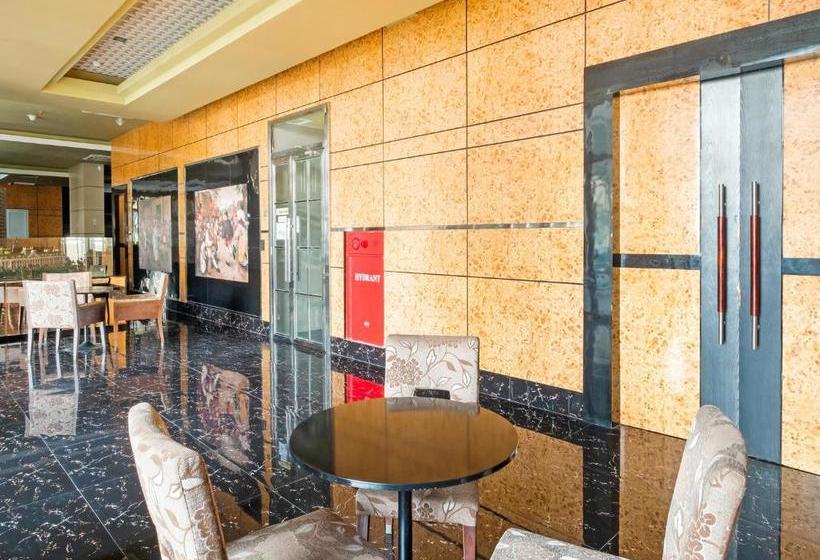 فندق Oyo 3691 Apartment Saladin Mansion