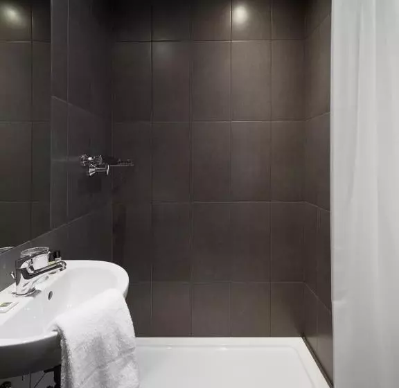 Hotelli The Social Hub Amsterdam West 4 Star