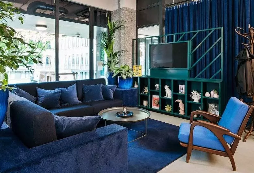 Hotelli The Social Hub Amsterdam West 4 Star