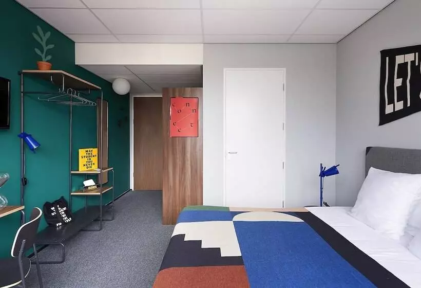 Hotelli The Social Hub Amsterdam West 4 Star