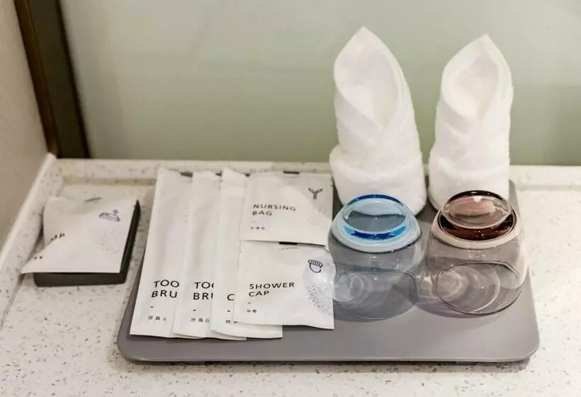 Lavande Hotels·guangzhou Jingxi Southern Hospital Metro Station