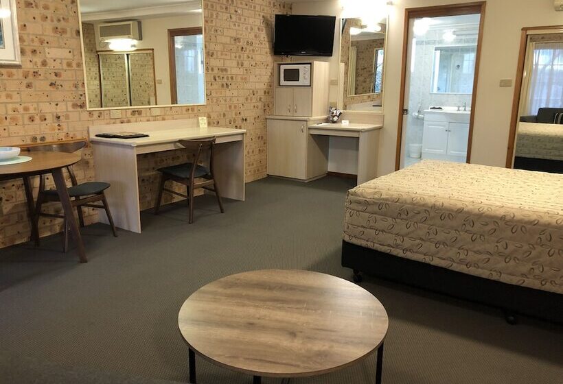 Мотель Cardiff Motor Inn