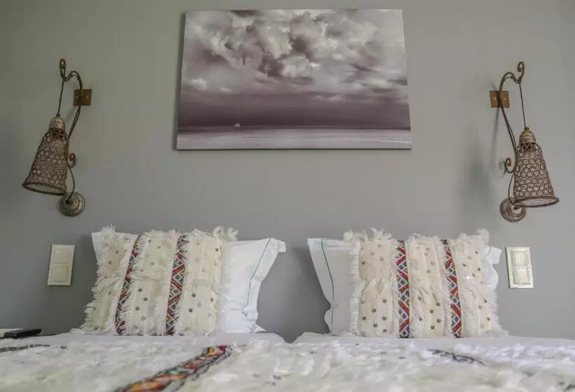 Majatalo Casa Da Praça Guest House