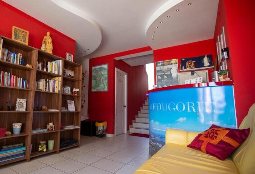 پانسیون Pansion Boris