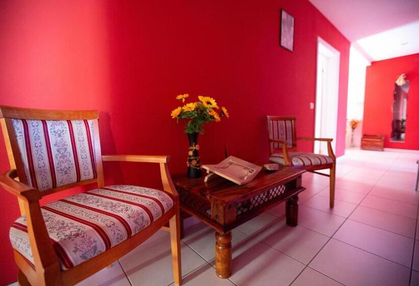 پانسیون Pansion Boris