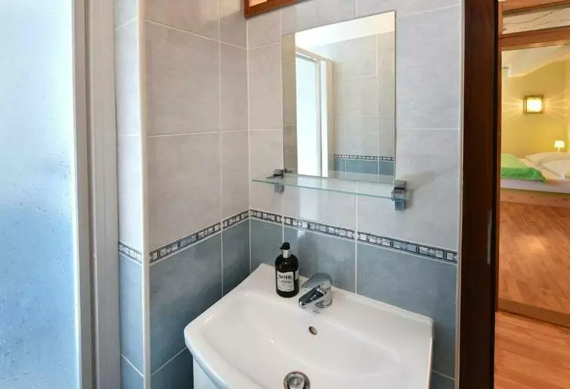 ペンション Penzión Víchrica