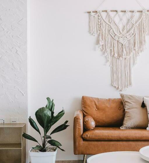 Yellow's Kenting B&b Ii