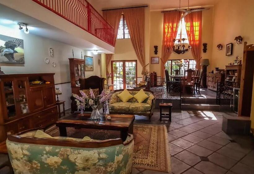 Annas Bed And Breakfast