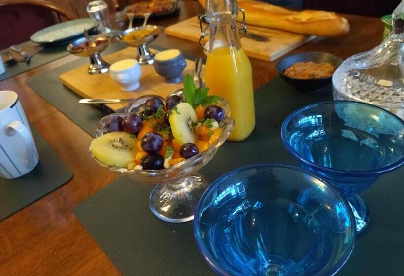 مبيت وإفطار Chambres D'hôtes Le Carillon