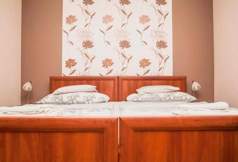 Aamiaismajoitus (B&B) Korona Home