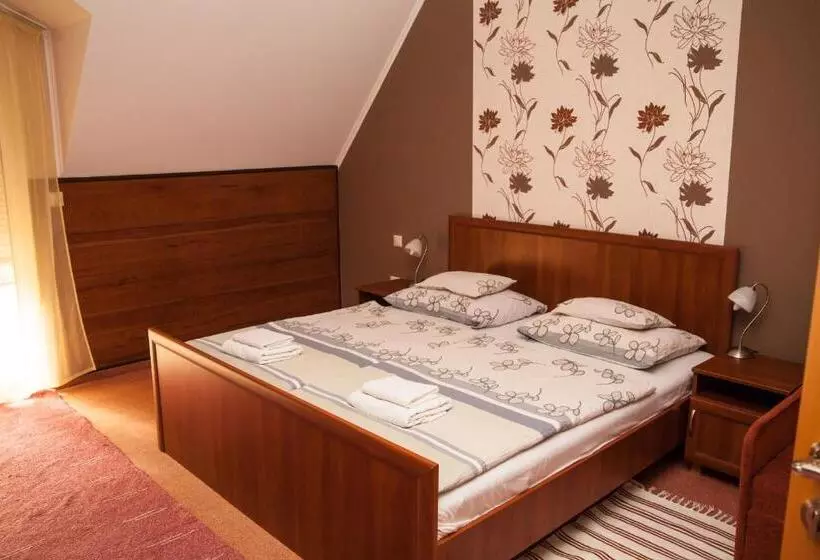 Aamiaismajoitus (B&B) Korona Home