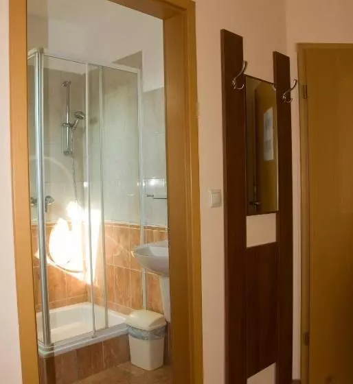 Aamiaismajoitus (B&B) Korona Home