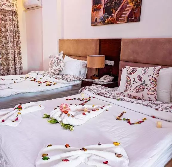 هتل Jewel Matrouh