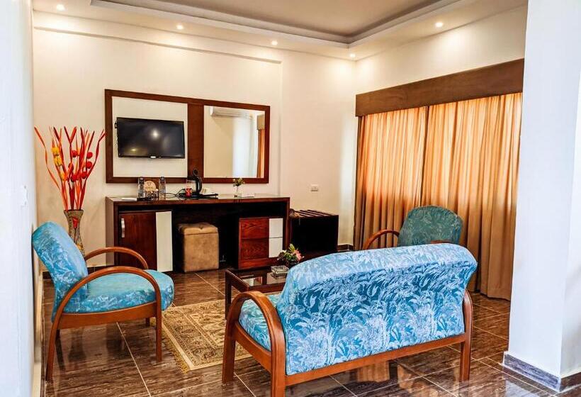 هتل Jewel Matrouh