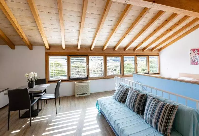 ホテル Osteria Ascona